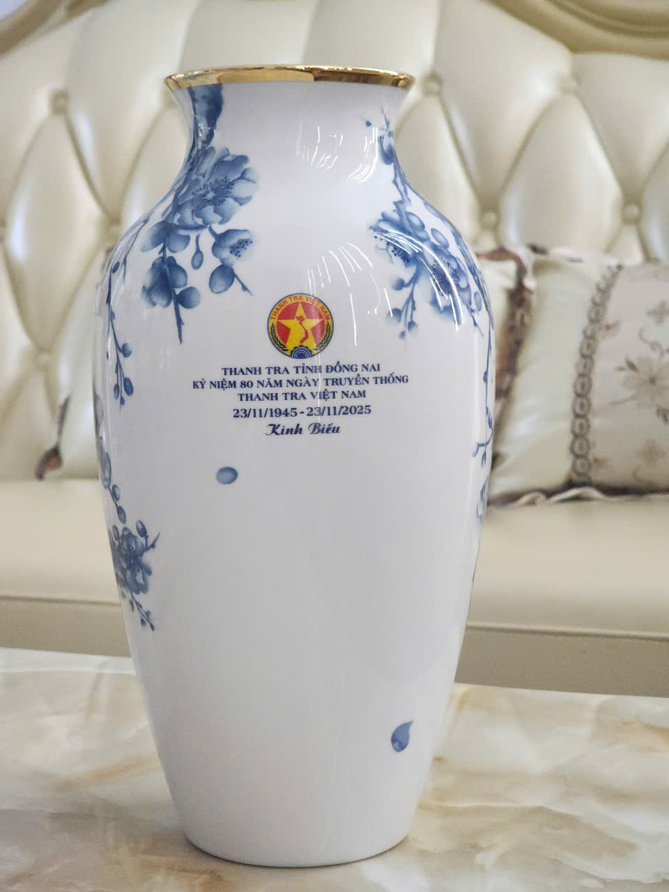 In Logo Lên Lọ Hoa Gốm Sứ