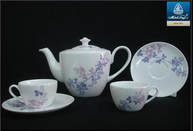 Bộ bình trà 0.65L DAISY cỏ tím