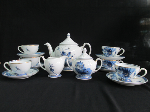 Bộ bình trà 1,3L Sen Vàng